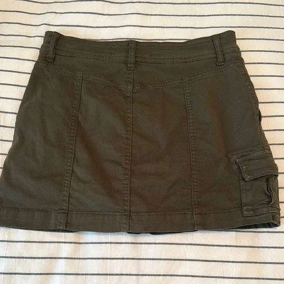 Sanctuary Olive Green Skirt - Picture 3 of 4
